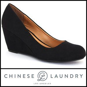 Chinese Laundry CL by Laundry Nima Wedge Pump